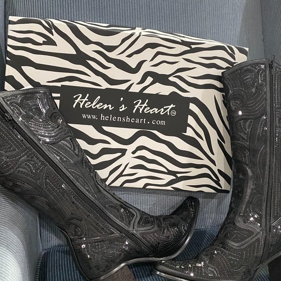 Helen's Heart Bling Boots! Size New!